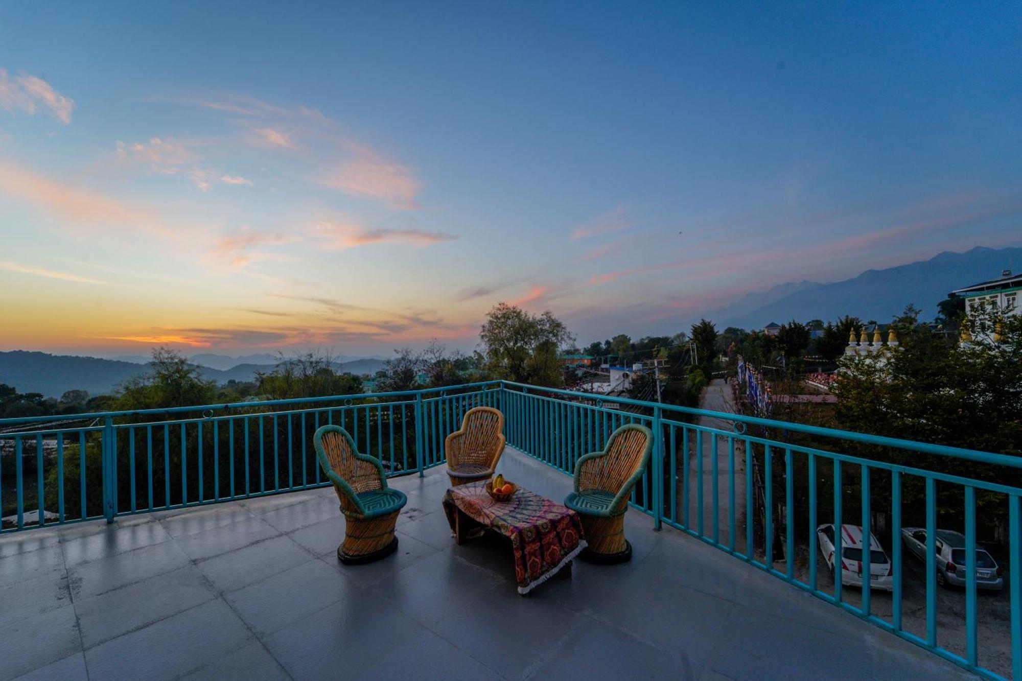 Hotel Chokling Arthouse - The Treasure Of Himalayas à Bīr Extérieur photo