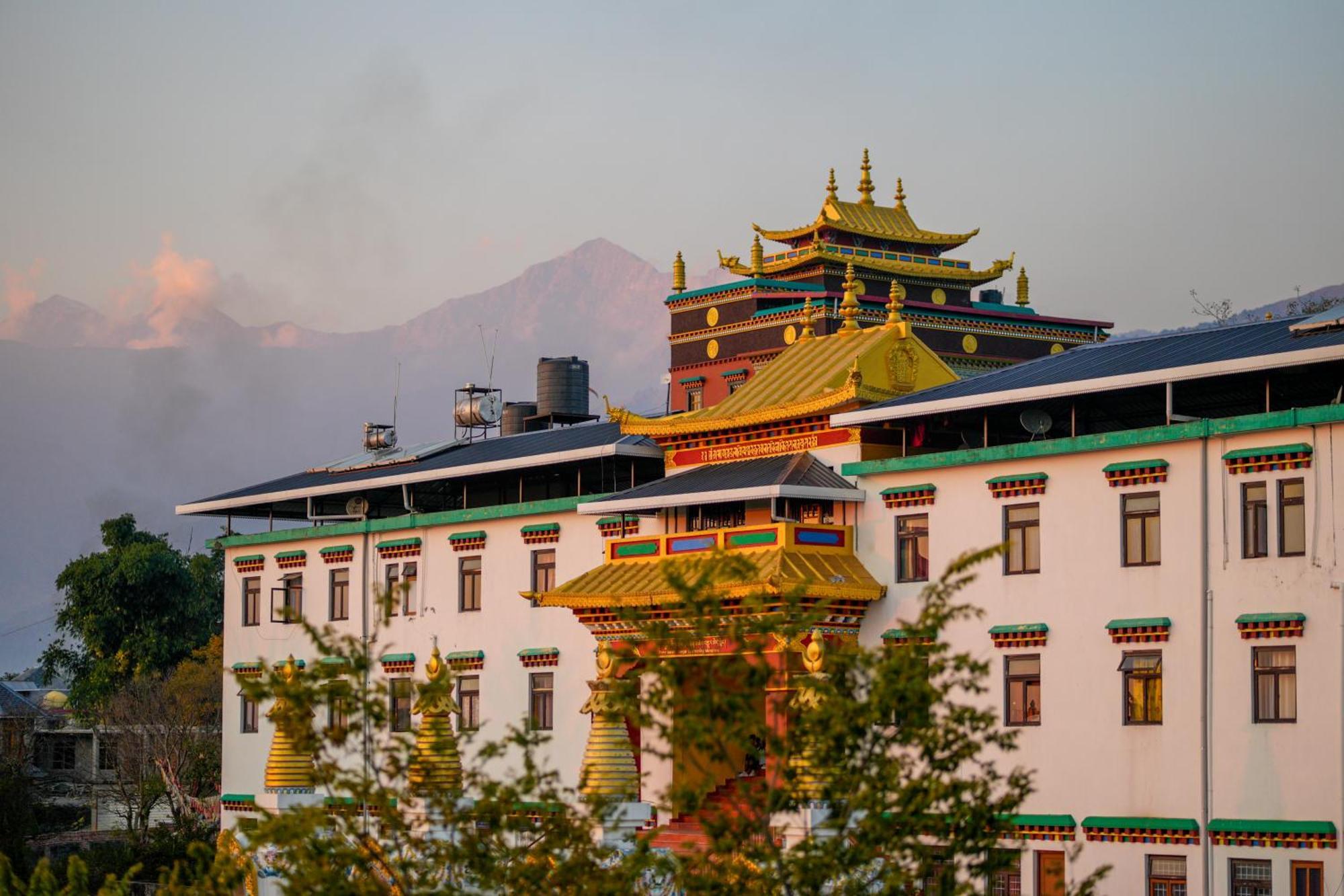 Hotel Chokling Arthouse - The Treasure Of Himalayas à Bīr Extérieur photo