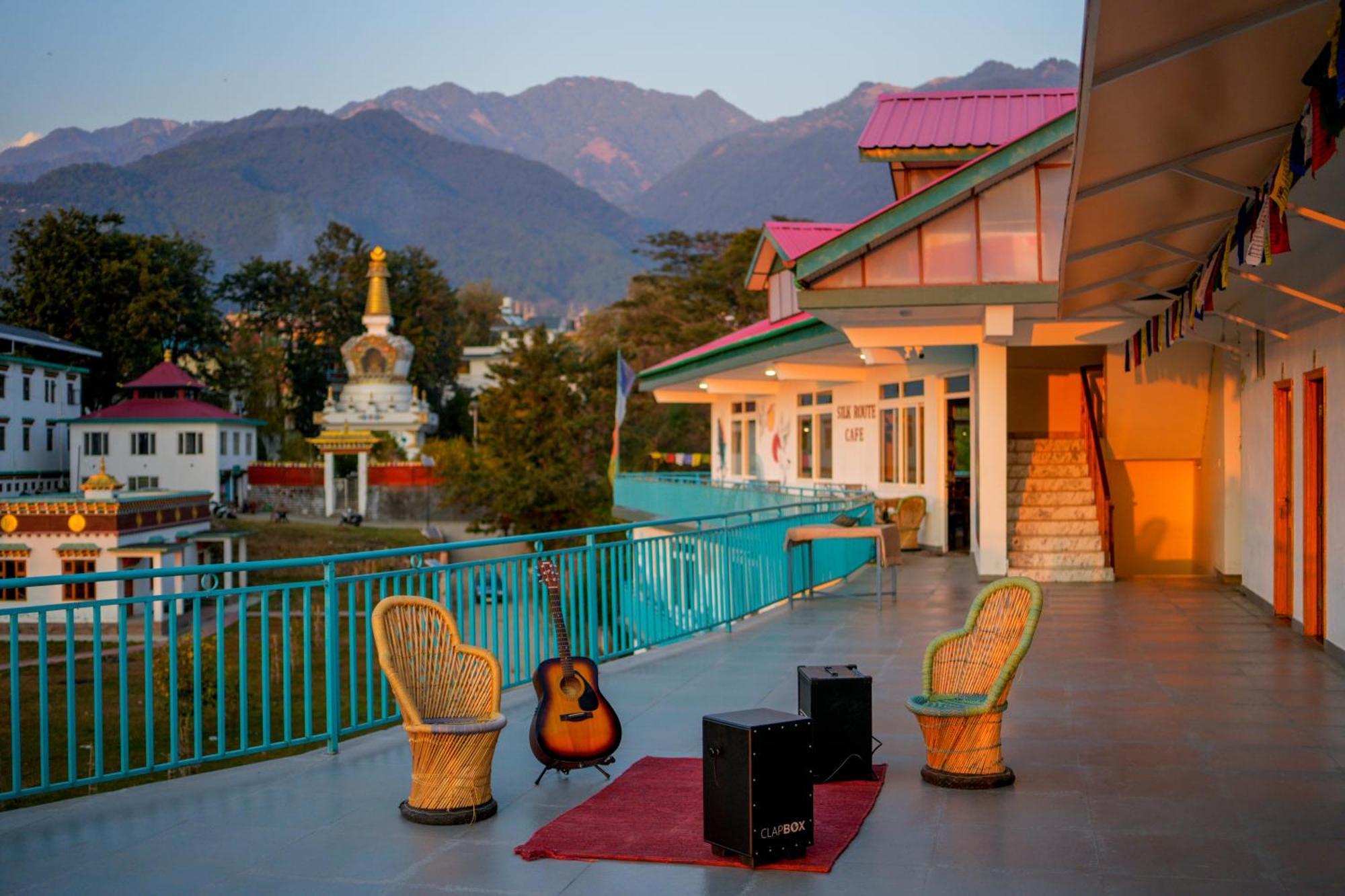 Hotel Chokling Arthouse - The Treasure Of Himalayas à Bīr Extérieur photo